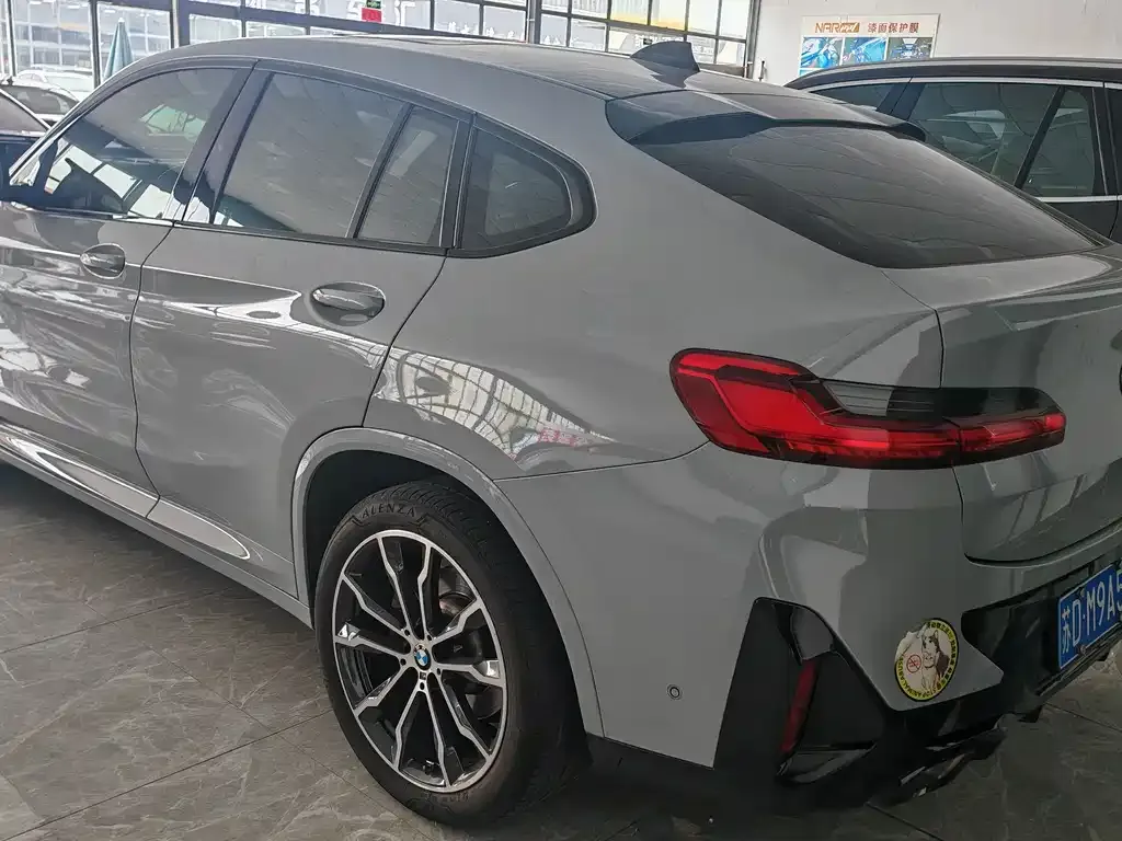 BMW X4 — фото 5