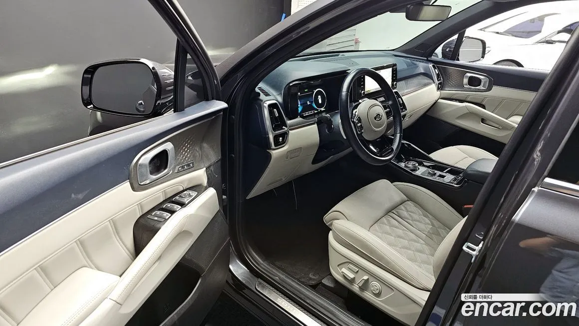 Kia Sorento — фото 10
