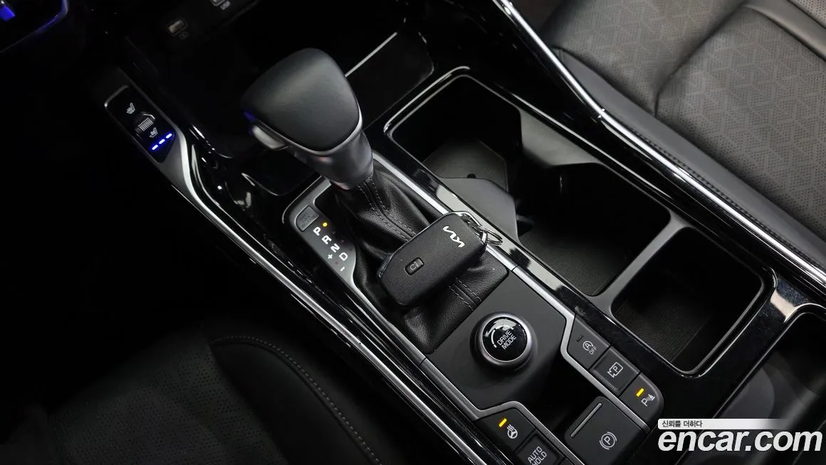 Kia Sorento — фото 7