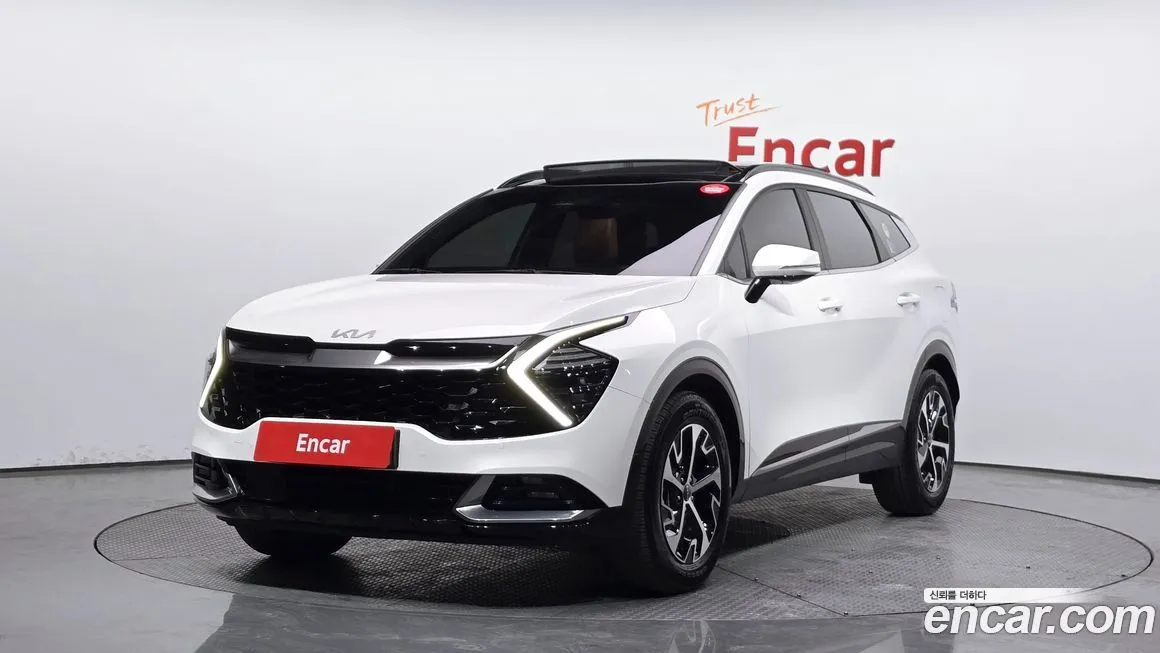 Kia Sportage — фото 1