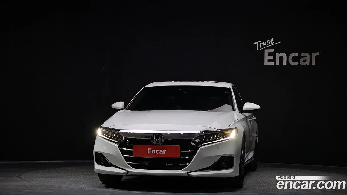Honda Accord — фото 4