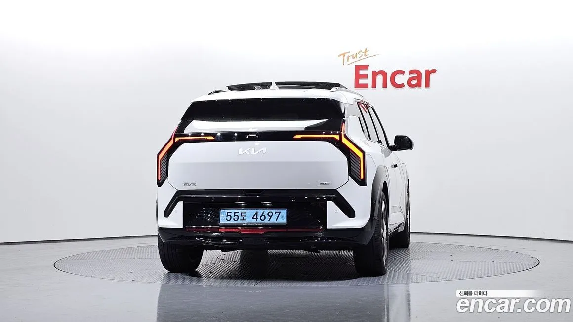 Kia EV3 — фото 4