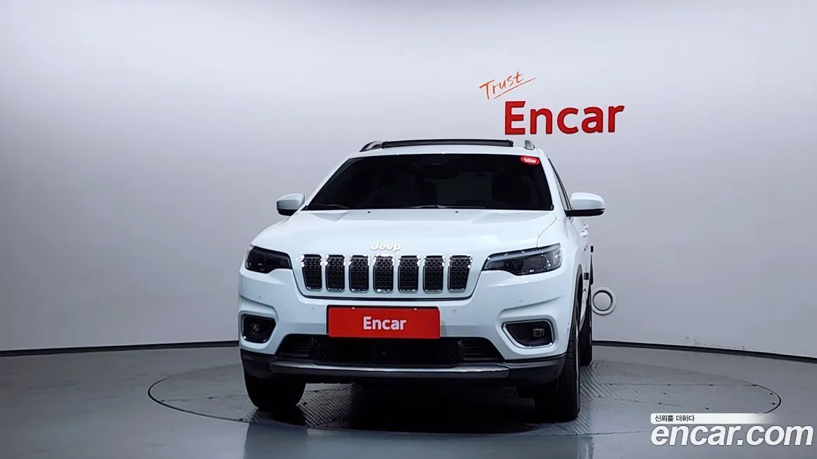 Jeep Cherokee — фото 3