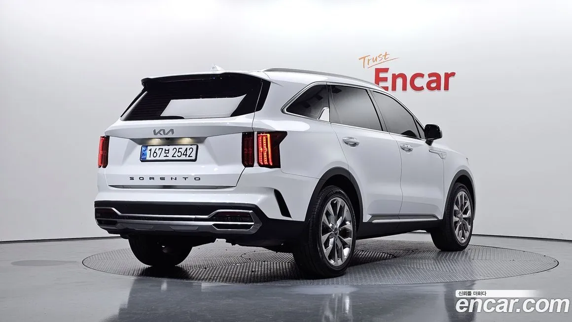 Kia Sorento — фото 3