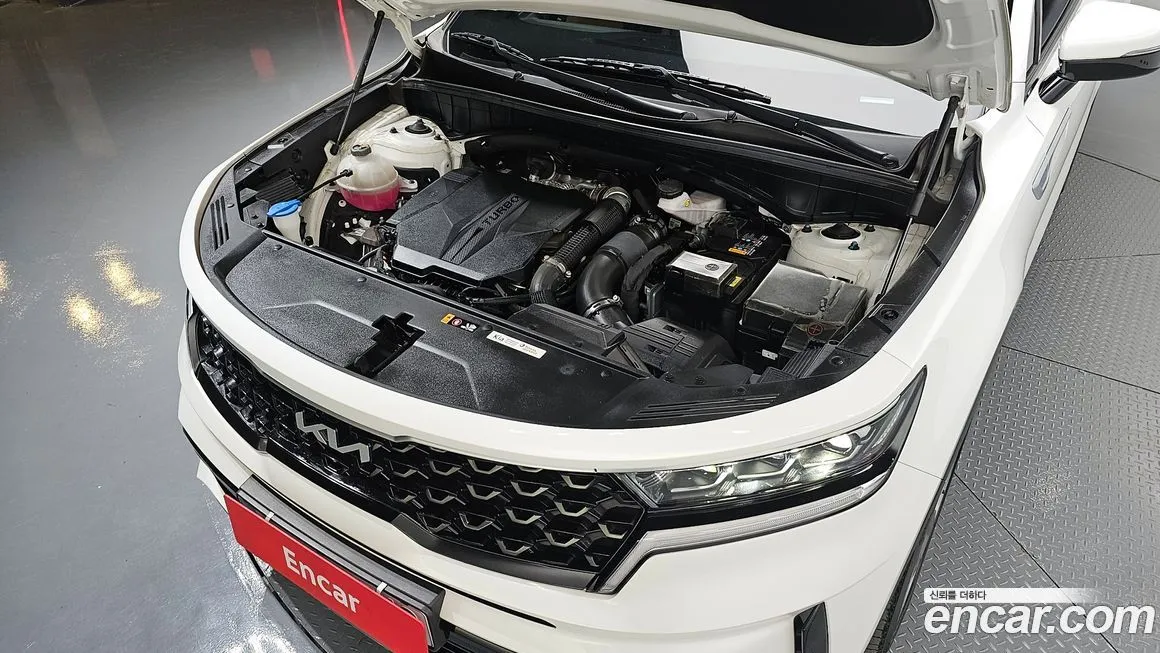 Kia Sorento — фото 8