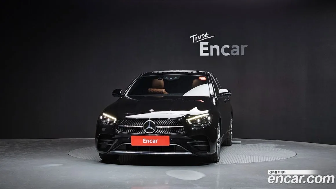 Mercedes-Benz E-Class — фото 5