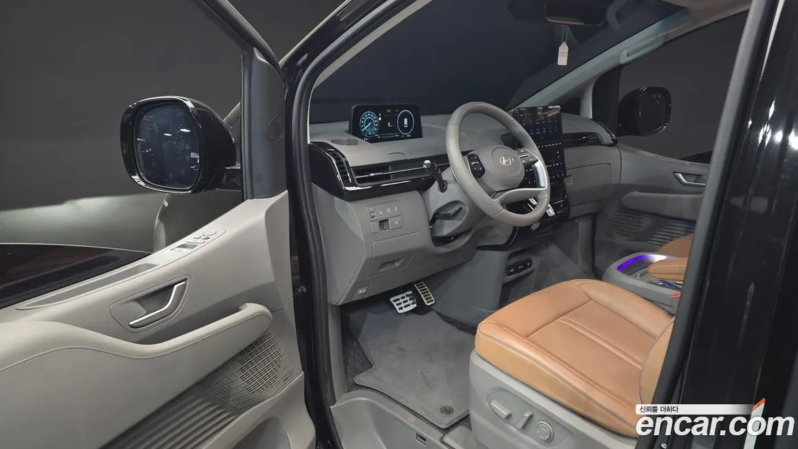 Hyundai Staria — фото 3