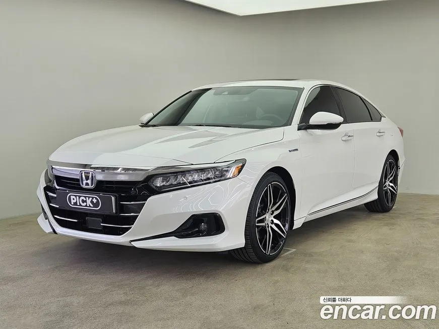 Honda Accord — фото 1