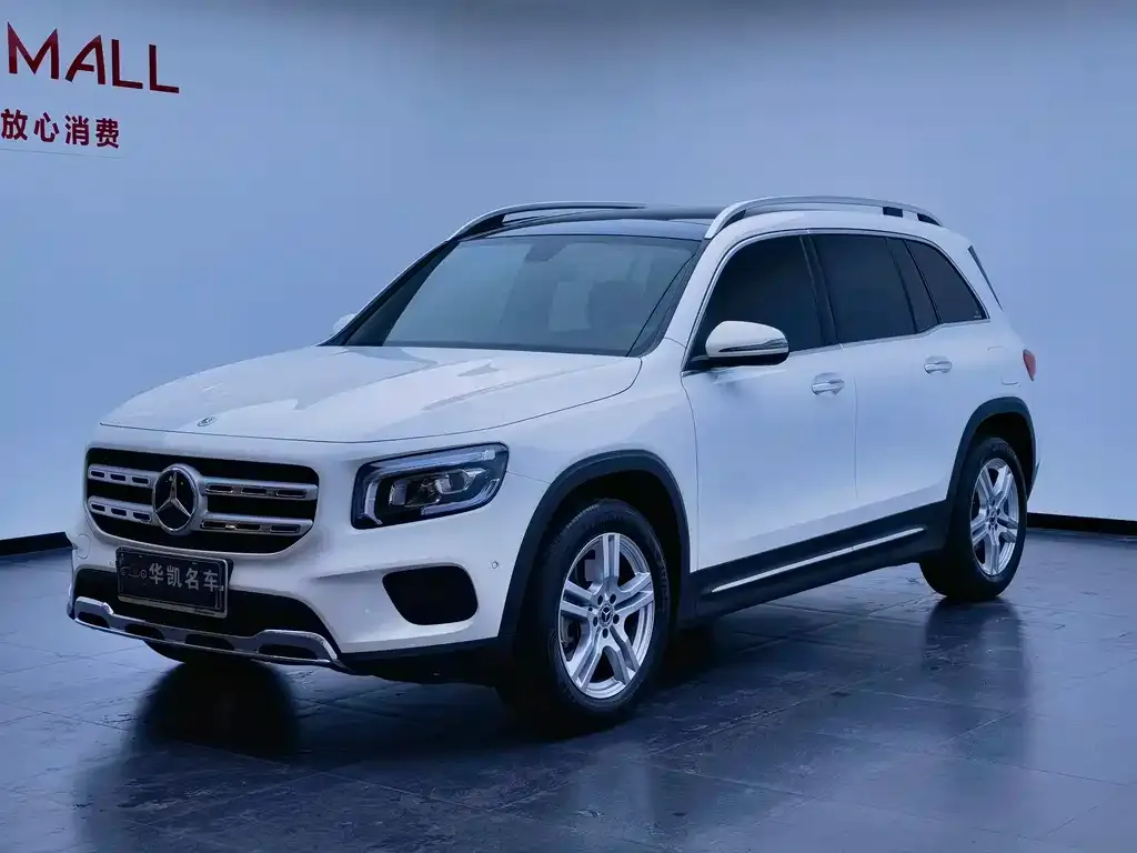 Mercedes-Benz GLB — фото 1