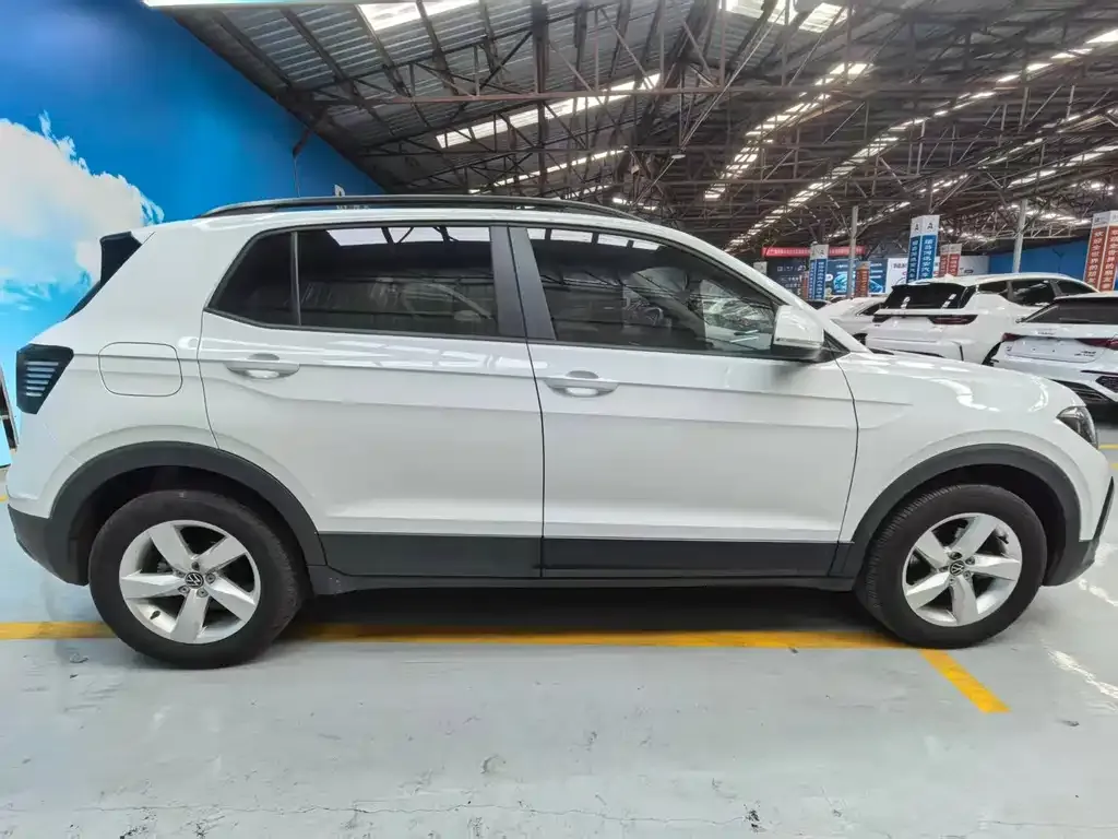 Volkswagen T-Cross — фото 9