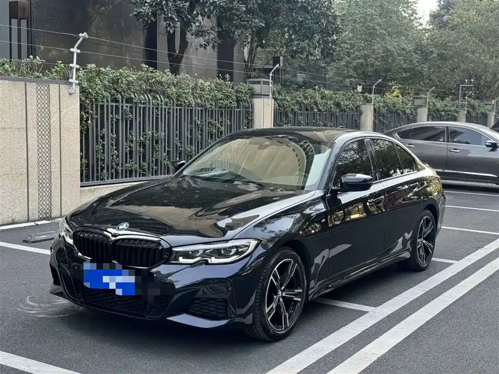 BMW 3 Series — фото 1