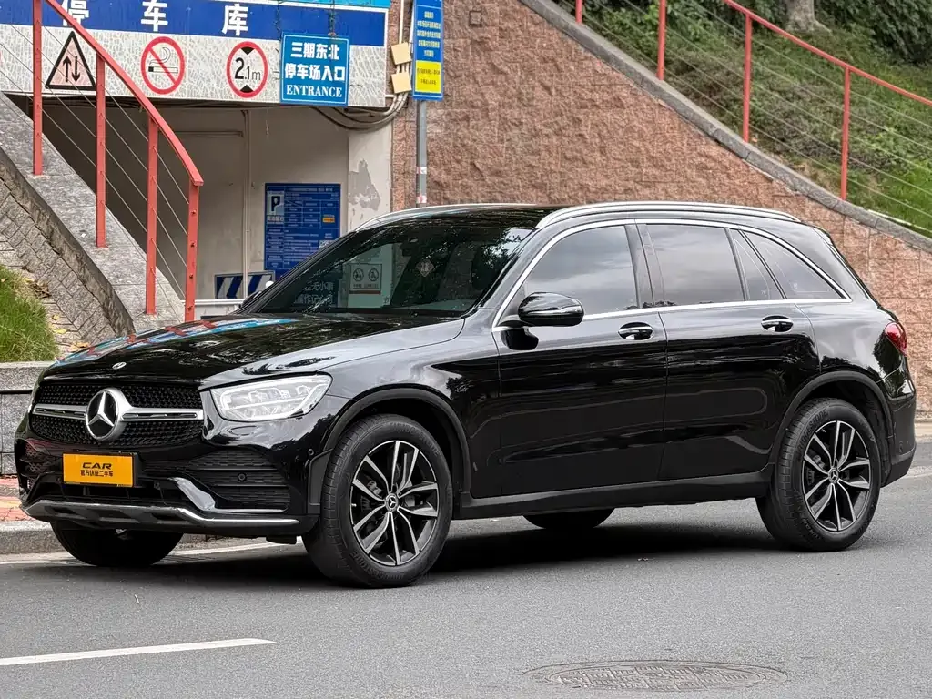 Mercedes-Benz GLC — фото 1