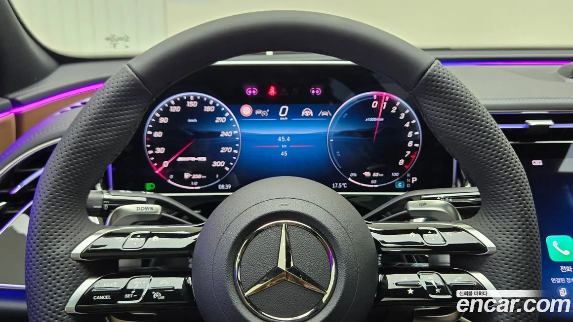 Mercedes-Benz E-Class — фото 10