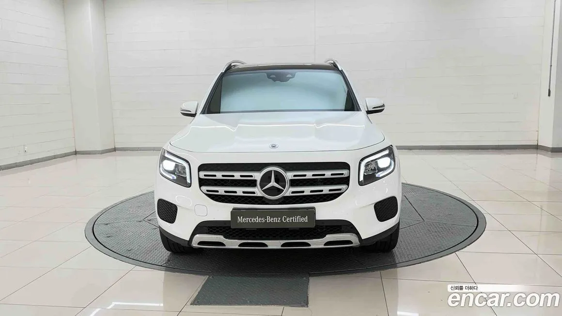 Mercedes-Benz GLB-Class — фото 5