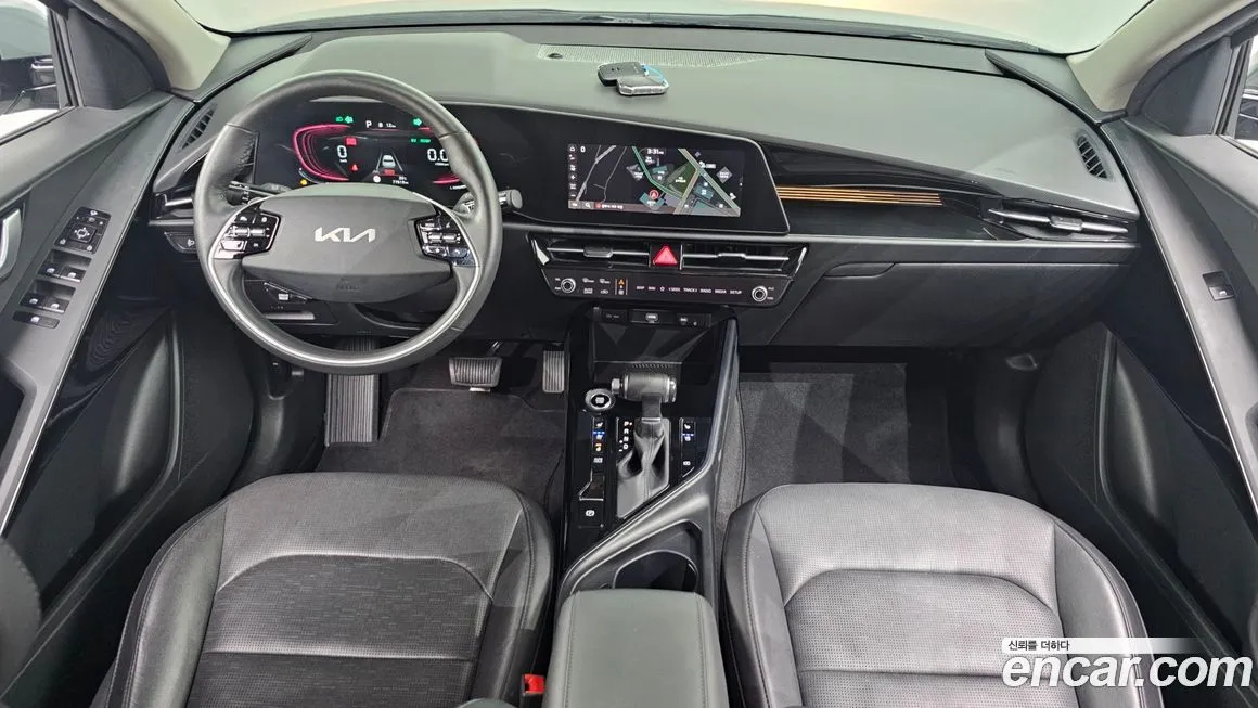 Kia Niro — фото 9