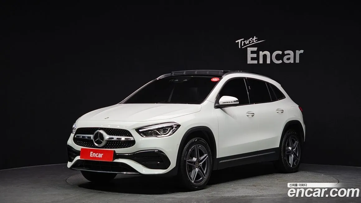 Mercedes-Benz GLA-Class — фото 1