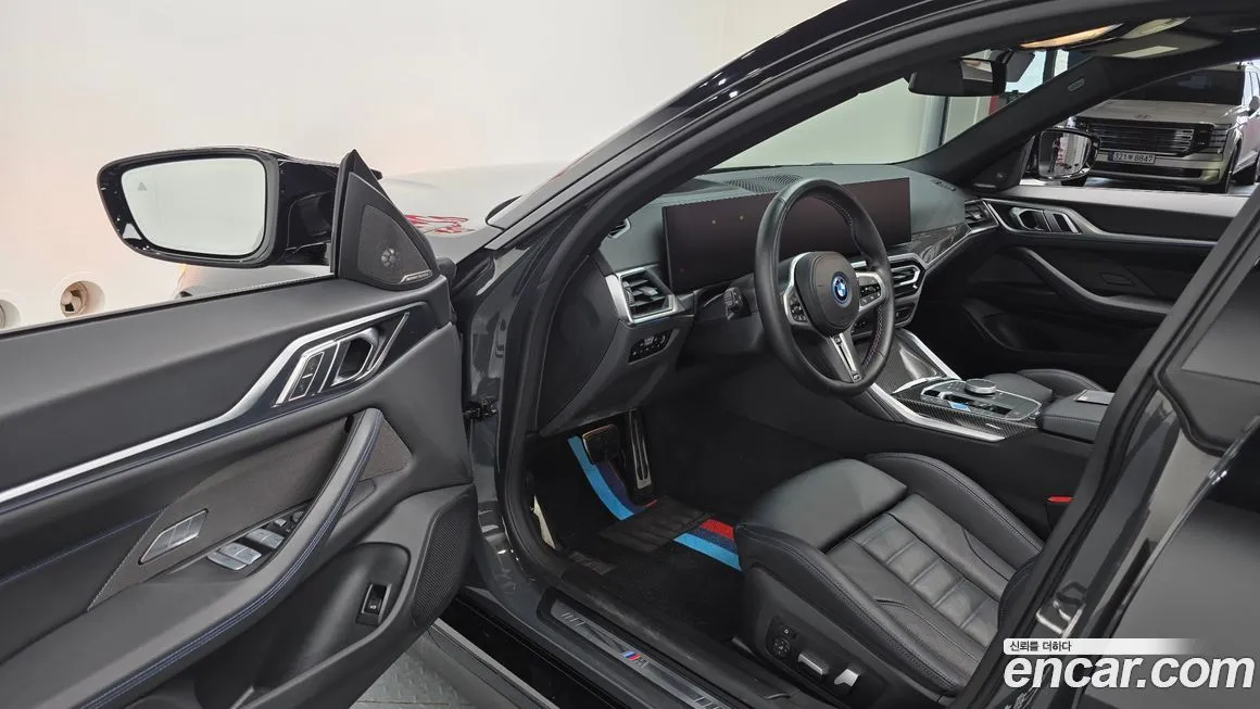 BMW i4 — фото 7