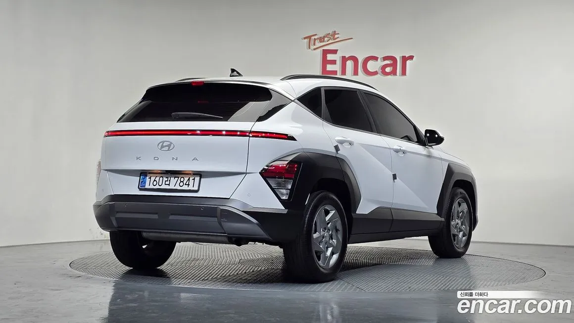 Hyundai Kona — фото 6