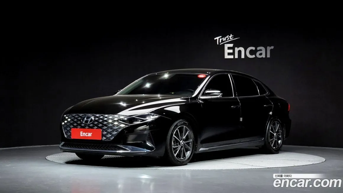 Hyundai Grandeur — фото 1