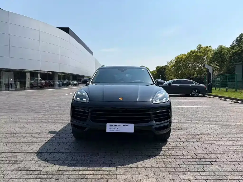 Porsche Cayenne — фото 3