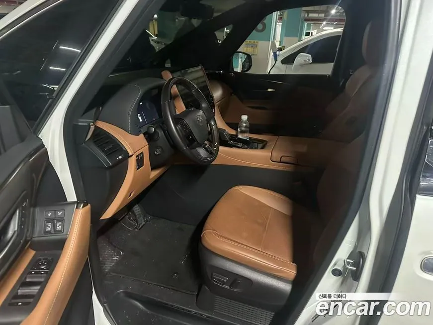 Toyota Alphard — фото 6