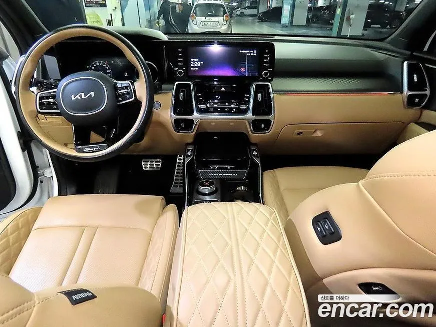 Kia Sorento — фото 10