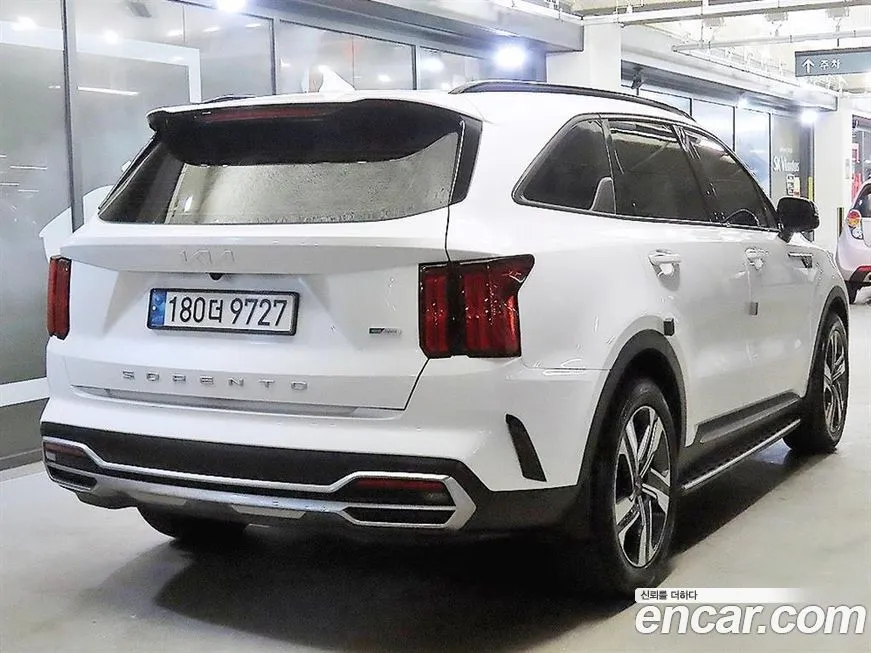 Kia Sorento — фото 7