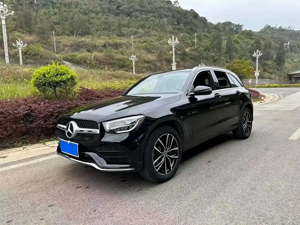 Mercedes-Benz GLC — фото 1
