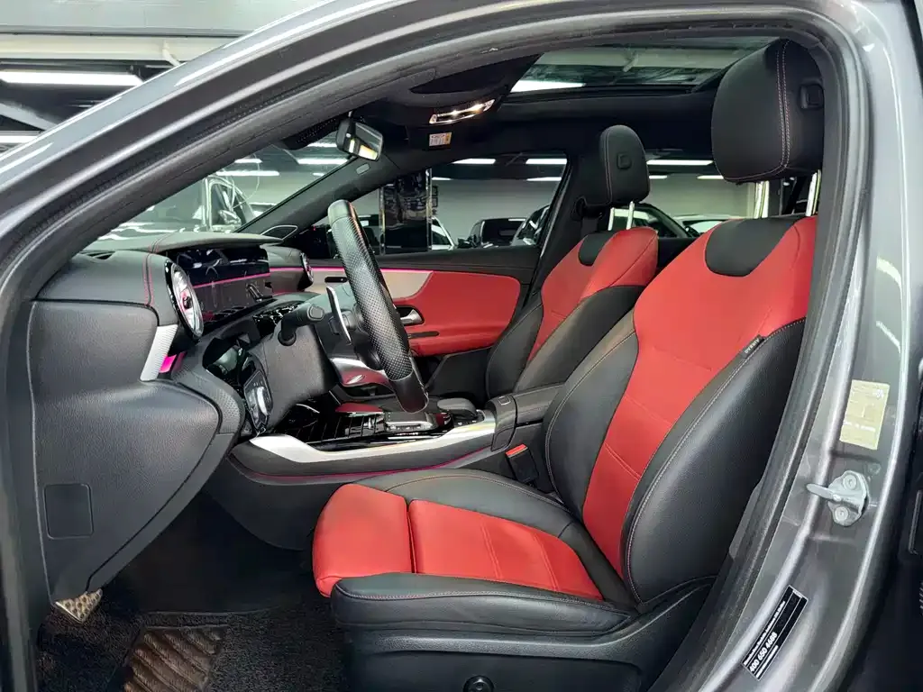 Mercedes-Benz A-Class AMG — фото 5