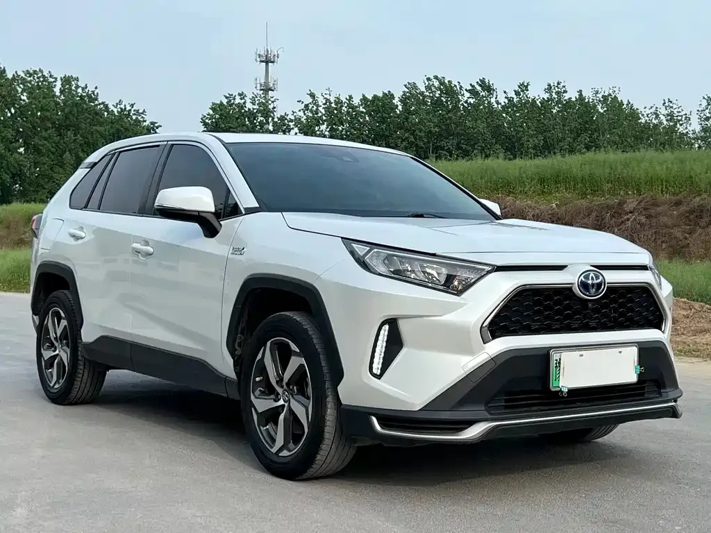 Toyota RAV4 Prime — фото 3
