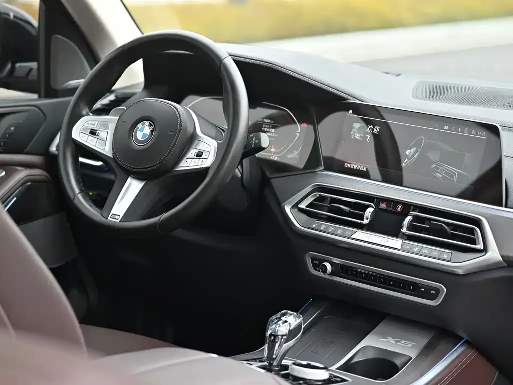 BMW X5 — фото 2