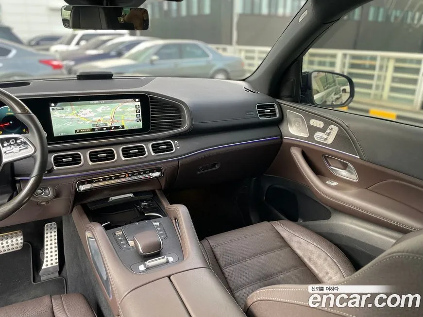Mercedes-Benz GLS-Class — фото 10