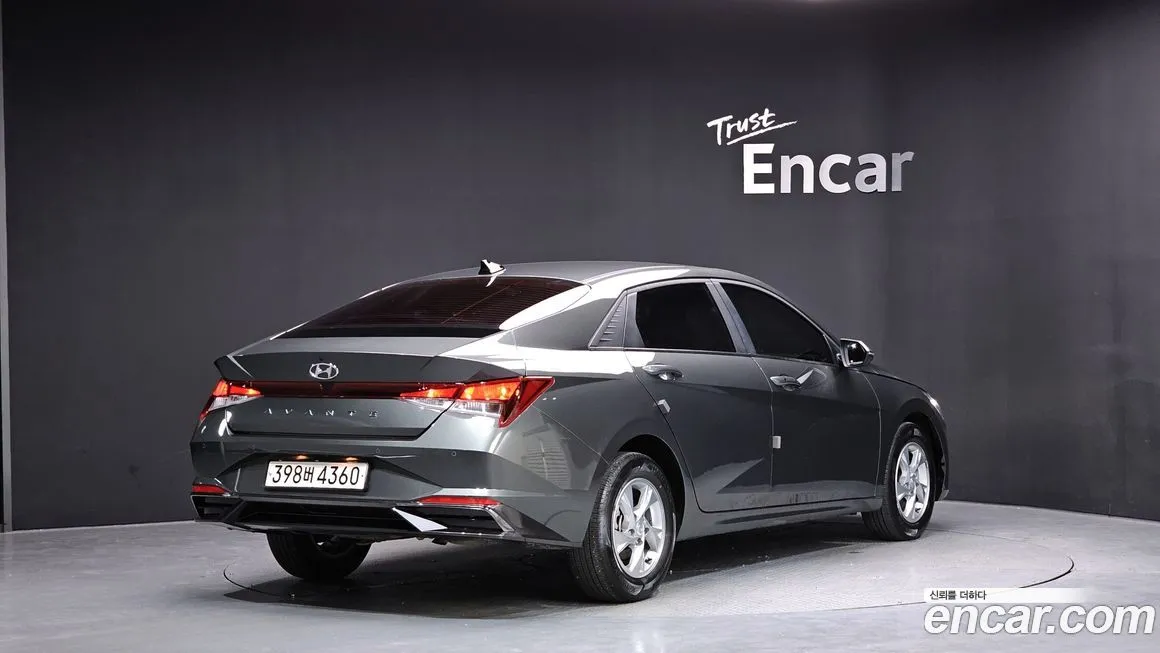 Hyundai AVANTE — фото 4
