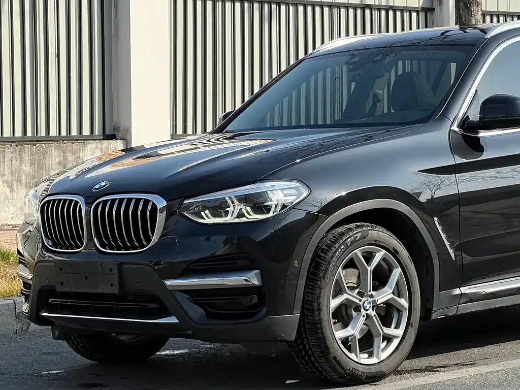 BMW X3 — фото 6