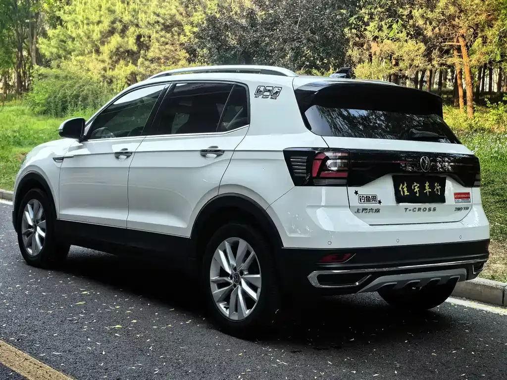 Volkswagen T-Cross — фото 9