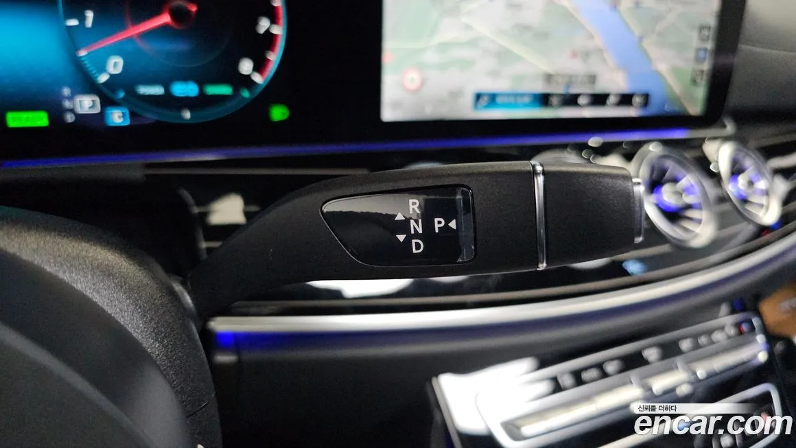 Mercedes-Benz CLS-Class — фото 10