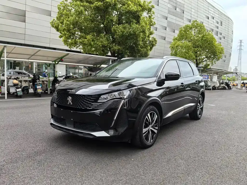 Peugeot 5008 — фото 1