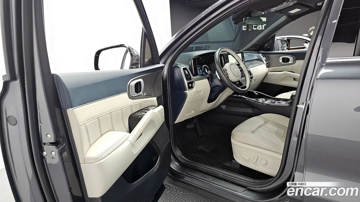 Kia Sorento — фото 10