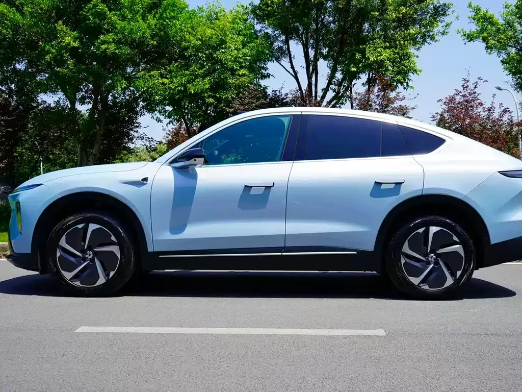 NIO EC7 — фото 10
