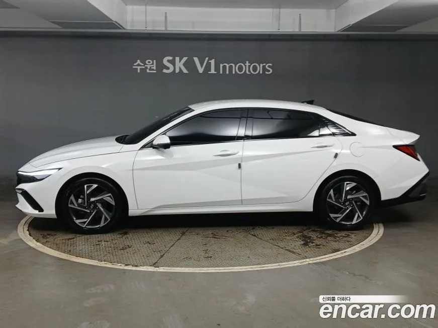 Hyundai AVANTE — фото 5