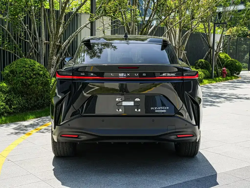 Lexus RZ — фото 9