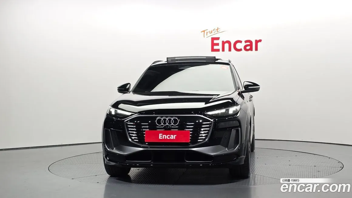 Audi Q6 e-tron — фото 3