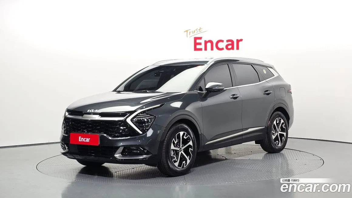 Kia Sportage — фото 1