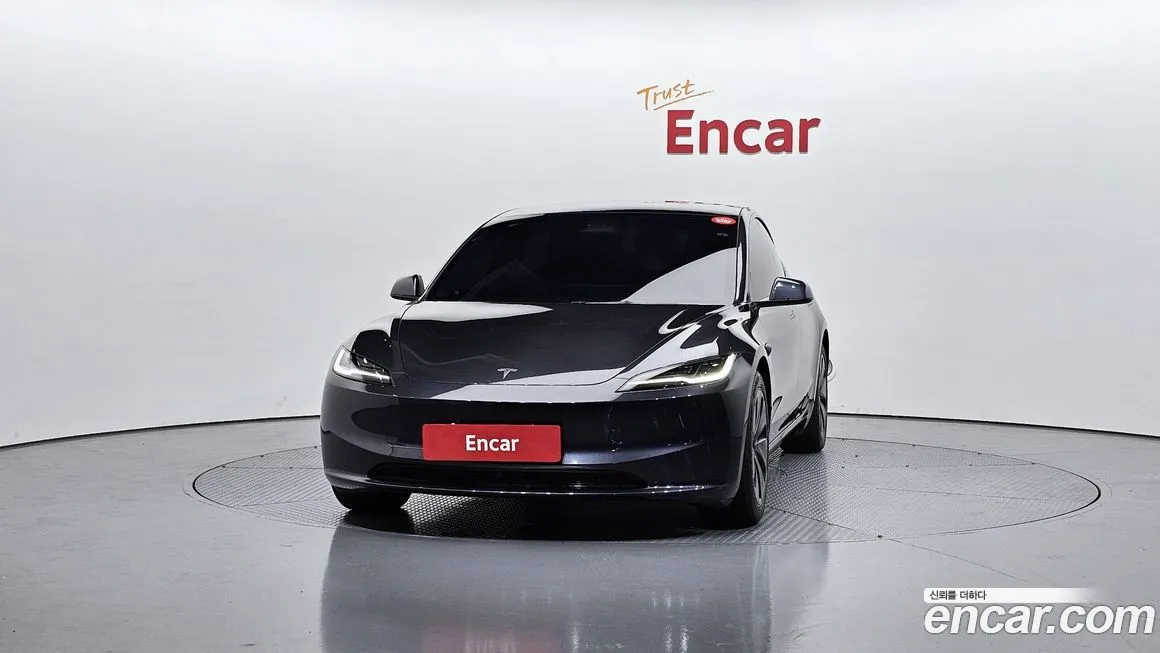 Tesla Model 3 — фото 4