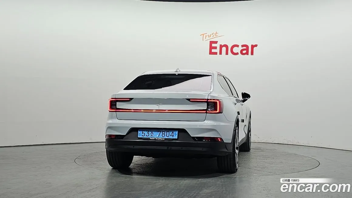 Polestar Polestar 2 — фото 4