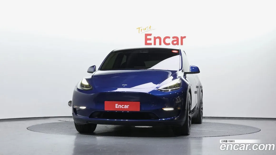 Tesla Model Y — фото 9