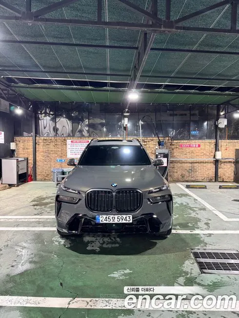 BMW X7 — фото 1