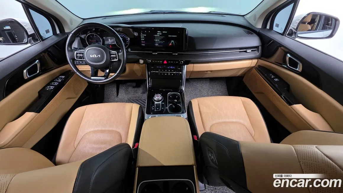 Kia Carnival — фото 10