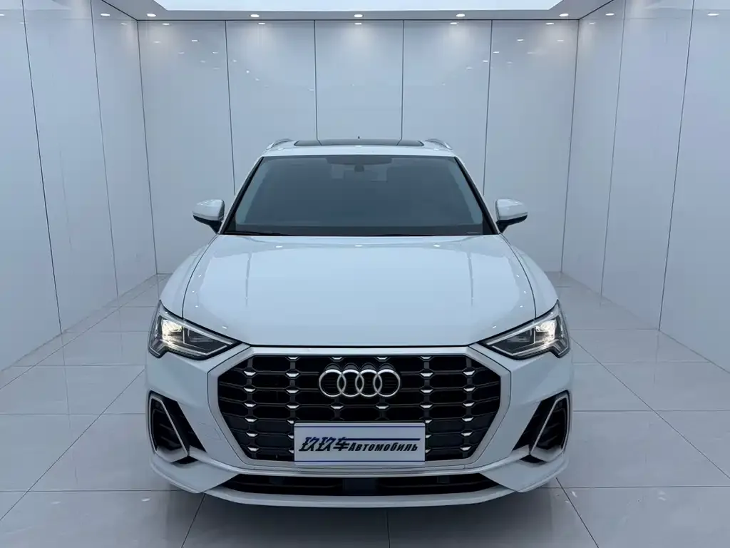 Audi Q3 — фото 3