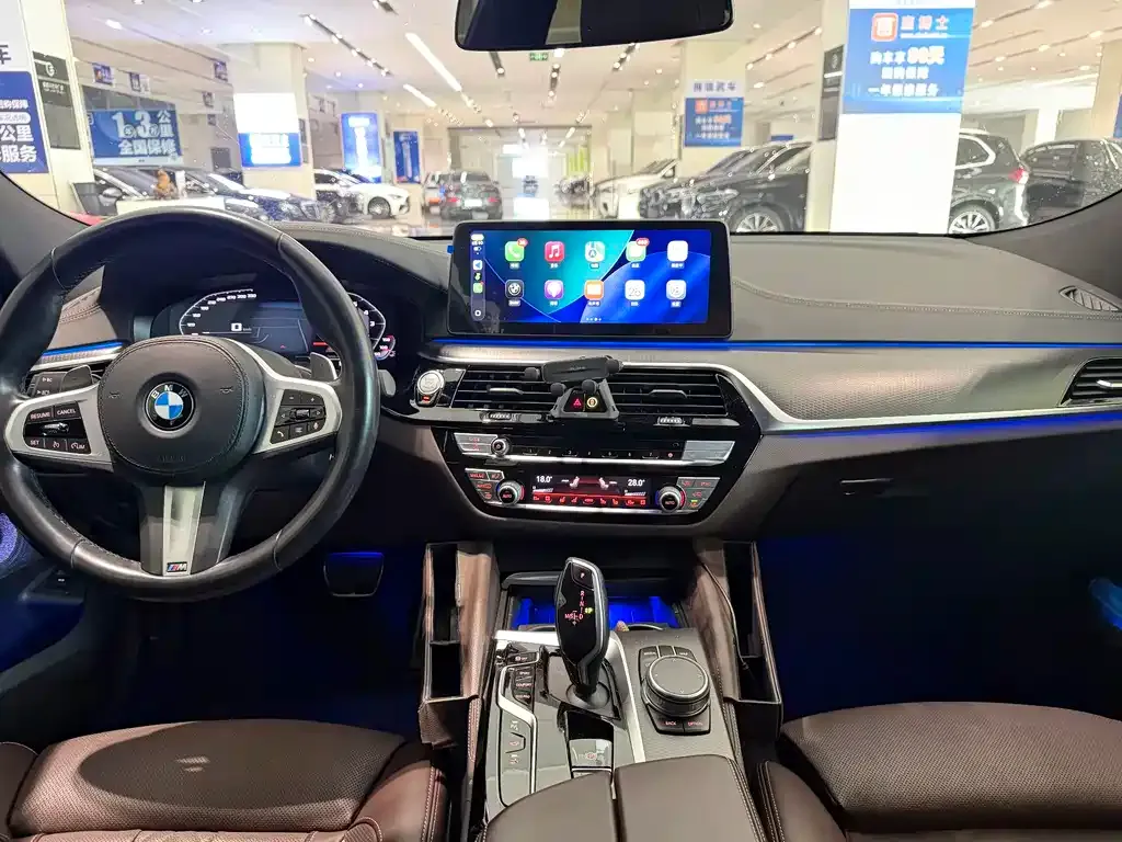BMW 6 Series GT — фото 10